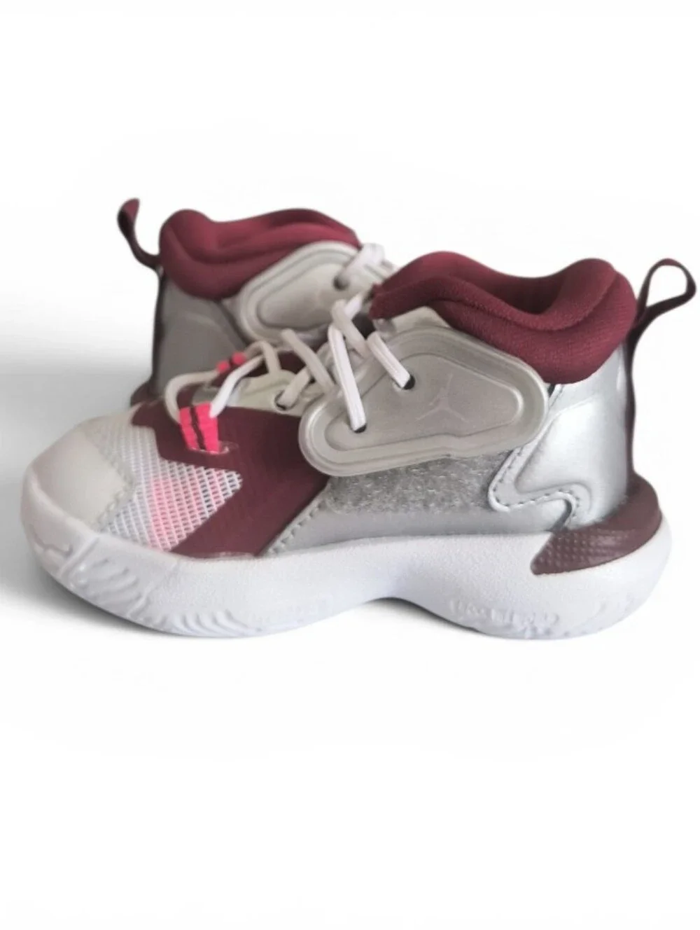Jordan Zion 1 White & Metallic Silver Infant Sneakers Size 3C
